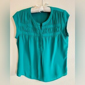 Daniel Rainn green blouse size Small